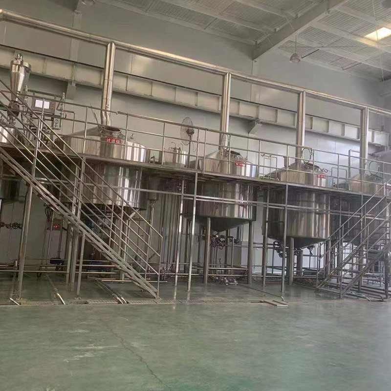 金山精酿啤酒设备厂—平面布置、设备设计、制造、调试、培训等一条龙服务_COPY